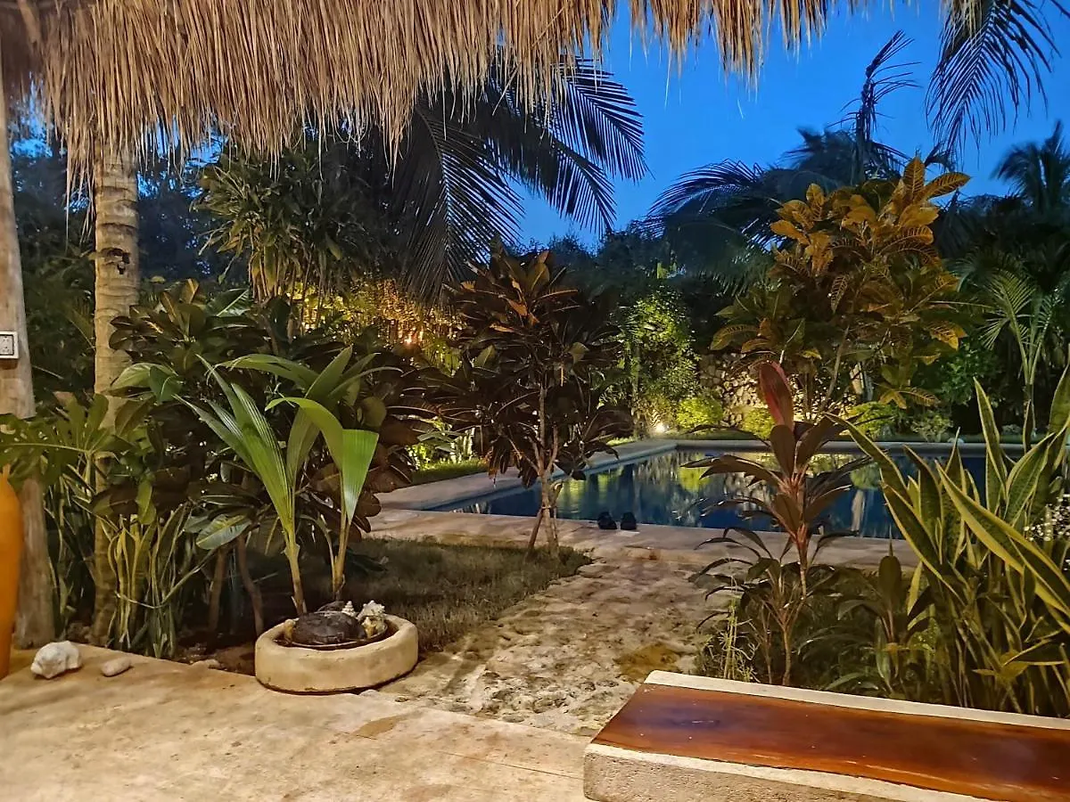 Casa Luna Tankah Hotel Tulum 3*,